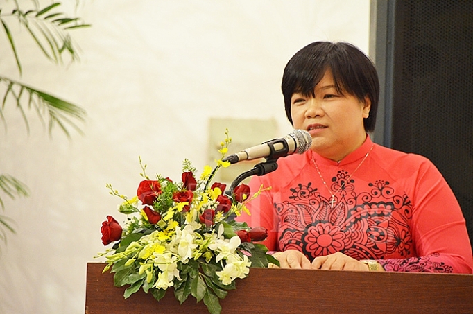 Công đoàn khối DN Thương mại TW tại TP. Hồ Chí Minh: Tích cực chăm lo cho người lao động cong doan khoi doanh nghiep thuong mai trung uong tai tp ho chi minh tich cuc cham lo cho nguoi lao dong