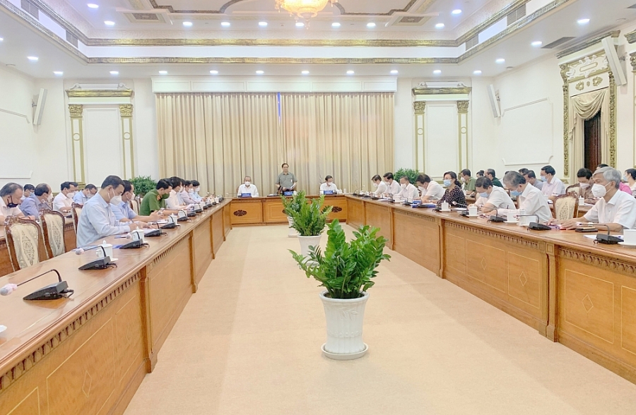 5 nhóm giải pháp chống dịch trọng tâm của TP. Hồ Chí Minh trong thời gian giãn cách 5 nhóm giải pháp chống dịch trọng tâm của TP. Hồ Chí Minh trong thời gian giãn cách