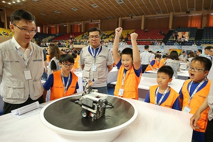 Chung kết cuộc thi Tài năng Robot - Robotacon WRO 2018 chung ket cuoc thi tai nang robot robotacon wro 2018