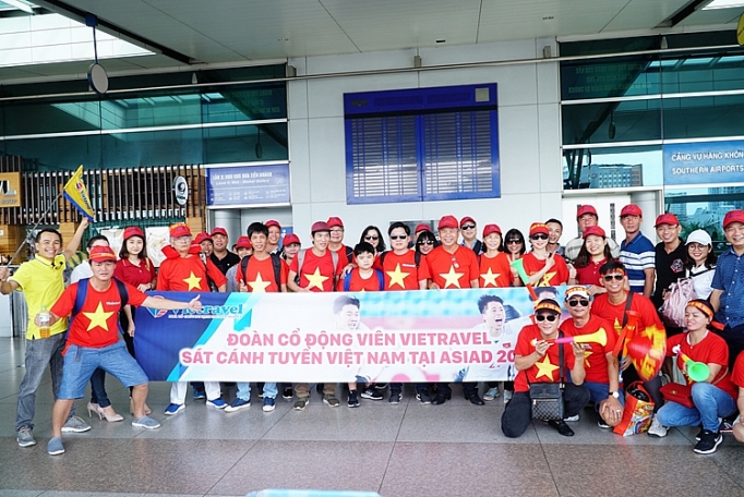 Người hâm mộ lên đường “tiếp lửa” cho tuyển Olympic Việt Nam nguoi ham mo len duong tiep lua cho tuyen olympic viet nam