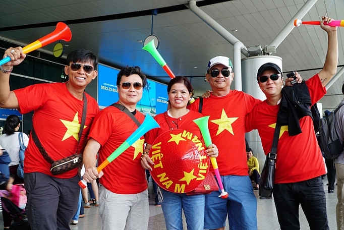 nguoi ham mo len duong tiep lua cho tuyen olympic viet nam