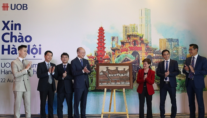 uob viet nam mo rong thi truong ra khu vuc mien bac