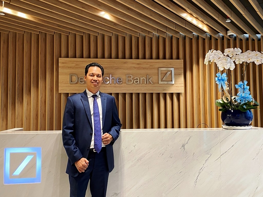 undefined 0200-tong-giam-doc-moi-cua-ngan-hang-deutsche-bank