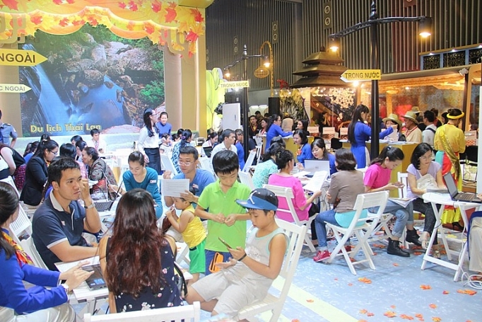 Lữ hành đồng loạt giảm giá tour tại Hội chợ du lịch quốc tế TP. Hồ Chí Minh 2018 lu hanh dong loat giam gia tour tai hoi cho du lich quoc te tp ho chi minh 2018