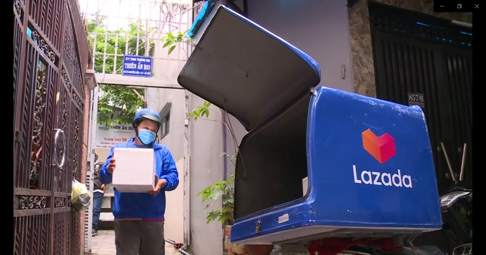 Người Việt có thể mua sắm cho Tết truyền thống sớm hơn thường lệ