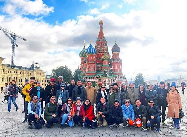 thi truong du lich cuoi nam 2018 du bao tang manh