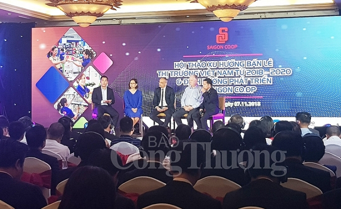 du dia phat trien thi truong ban le van con lon