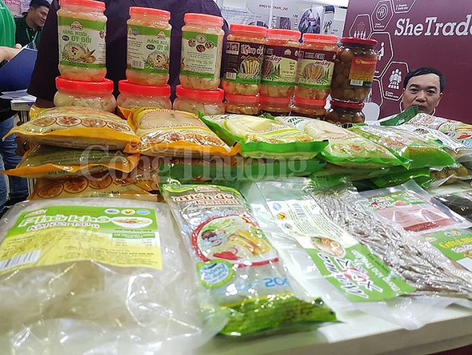 Dự án Shetrades hỗ trợ doanh nghiệp nữ tiếp cận thị trường qua Vietnam Foodexpo 2019 du an shetrades ho tro doanh nghiep nu viet tiep can thi truong qua vietnam foodexpo 2019