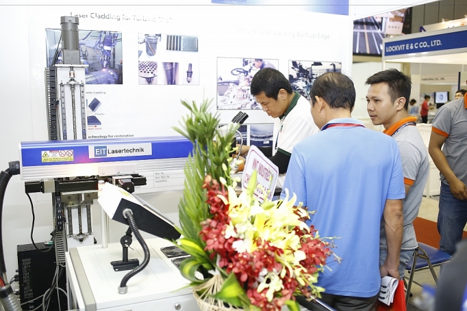 hon 300 doanh nghiep tham du trien lam may moc san pham cong nghiep viet nam