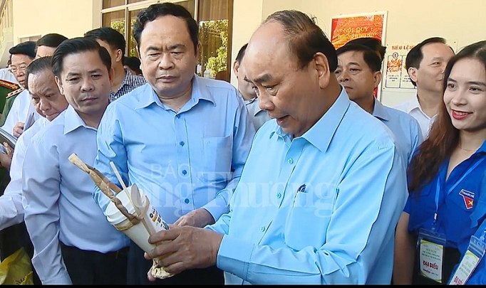 thao diem nghen nong nghiep bang viec day manh nghien cuu du bao ve thi truong