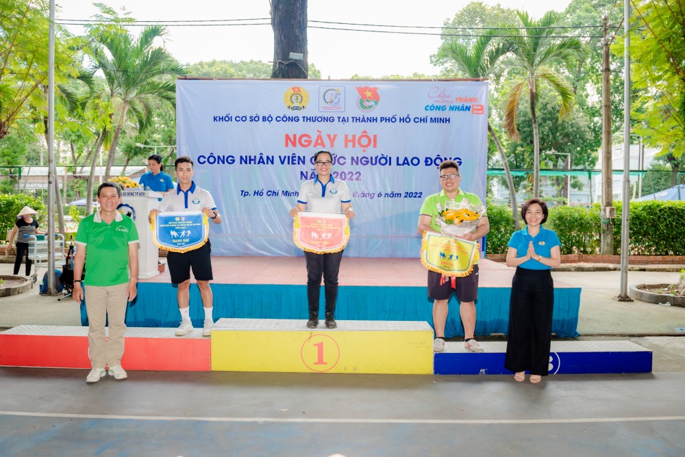 Sôi nổi ngày hội công nhân viên chức, người lao động khối Công Thương Sôi nổi ngày hội công nhân viên chức, người lao động khối Công Thương