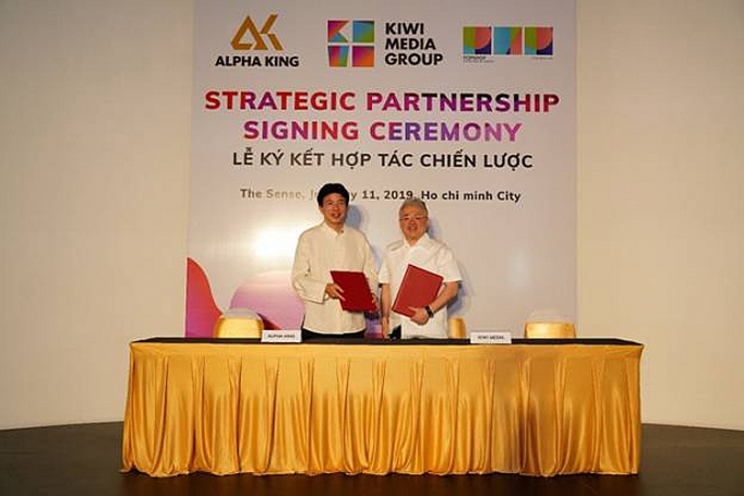 Alpha King ra mắt khu trưng bày “The Sence” và hợp tác với Kiwi Media alpha king ra mat khu trung bay the sence va hop tac voi kiwi media