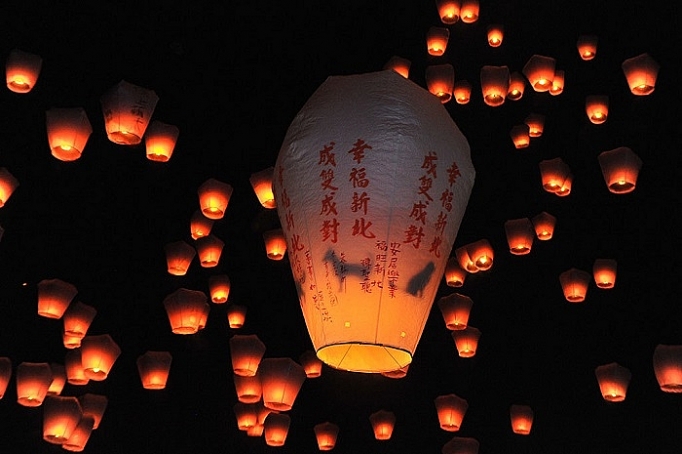 an tet xa nha ngay cang no ro