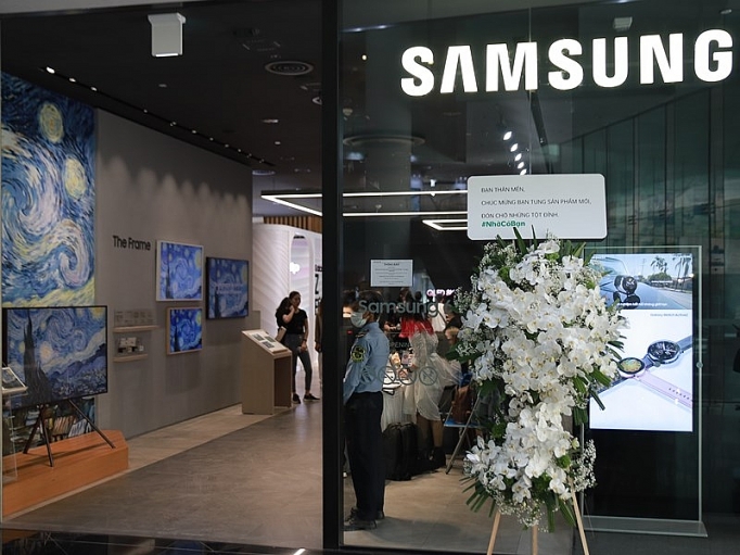 OPPO gửi hoa chúc mừng Samsung ra mắt sản phẩm S20: chuyện lạ có thật! oppo gui hoa chuc mung samsung ra mat san pham s20 chuyen la co that