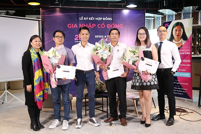 25 FIT kí hợp tác nhượng quyền mảng gym công nghệ 25 fit ki hop tac nhuong quyen mang gym cong nghe