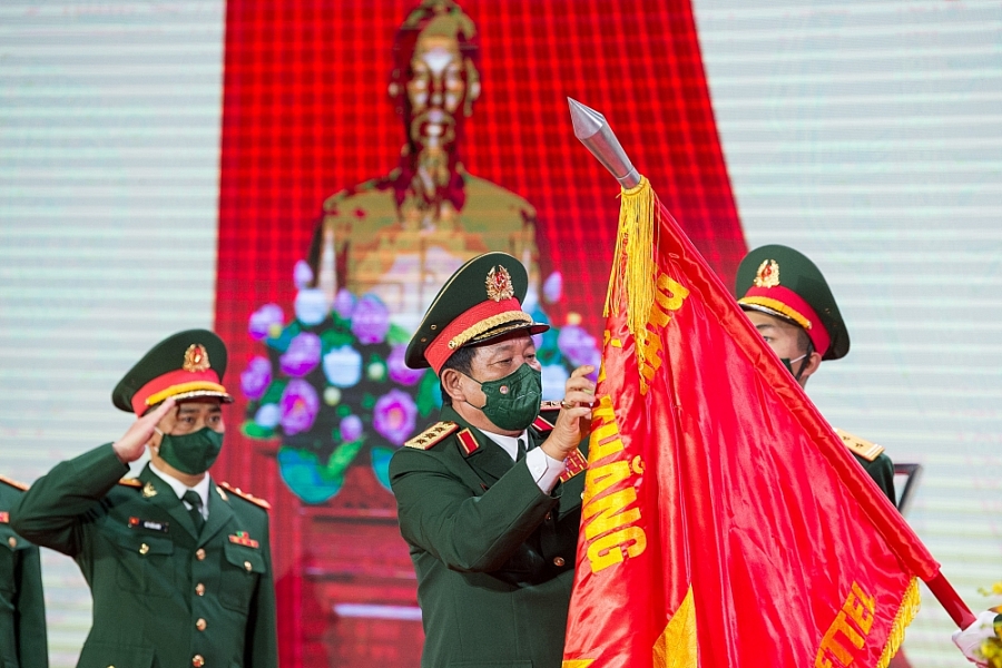 Viện Hàng không Vũ trụ Viettel đón nhận Huân chương Bảo vệ Tổ quốc hạng Nhất Viện Hàng không Vũ trụ Viettel đón nhận Huân chương Bảo vệ Tổ quốc hạng Nhất