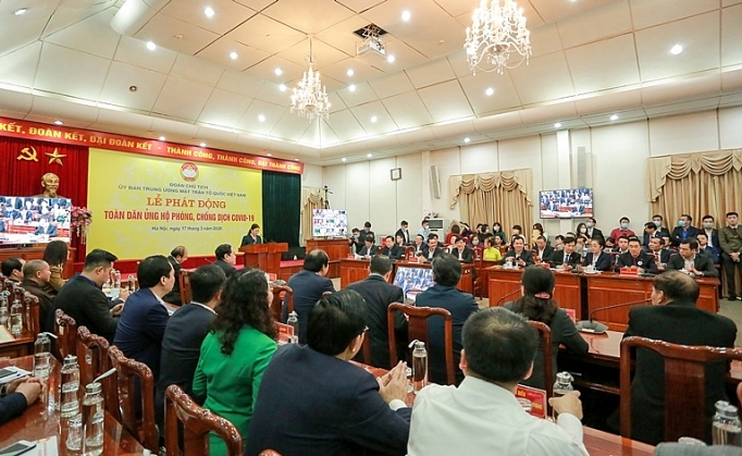 Tập đoàn Hưng Thịnh tài trợ 20 tỷ đồng cho đội ngũ bác sỹ chống dịch Covid-19 tap doan hung thinh tai tro 20 ty dong cho doi ngu bac sy chong dich covid 19