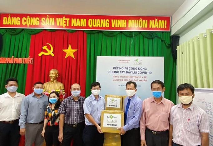 novaland cung nhieu doanh nghiep chung tay ho tro cong dong vuot qua kho khan do dich benh
