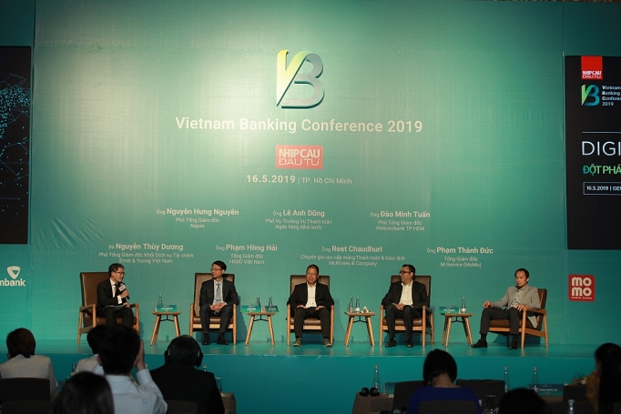 Ngân hàng liên kết với fintech: Xu thế tất yếu ngan hang lien ket voi fintech xu the tat yeu