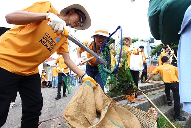 Chiến dịch “Làm sạch sông Mê Kông” đoạt giải The World Best Advertising New York Festivals chien dich lam sach song me kong doat giai the world best advertising new york festivals