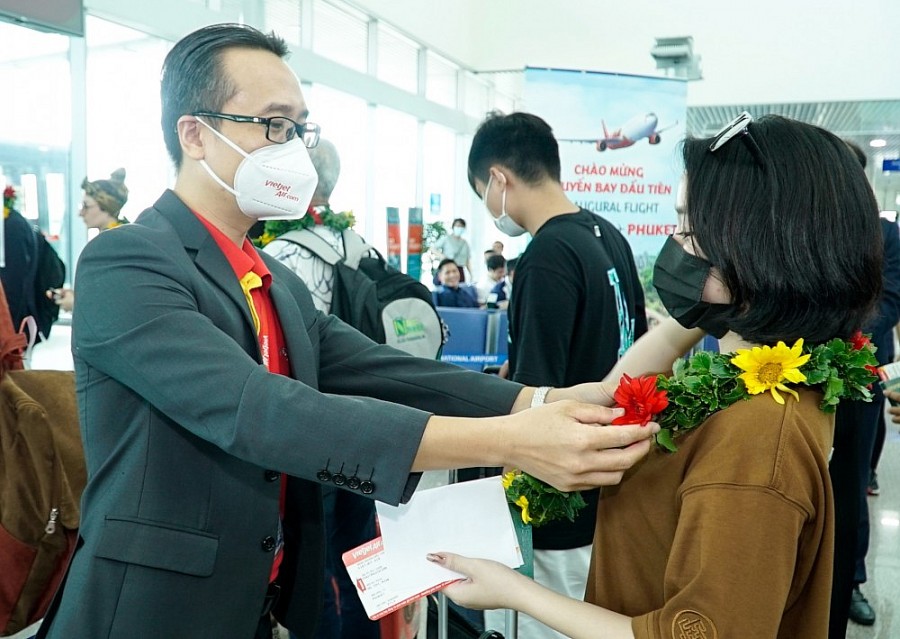 Từ TP. Hồ Chí Minh đến biển Phuket Thái Lan dễ dàng cùng Vietjet Từ TP. Hồ Chí Minh đến biển Phuket Thái Lan dễ dàng cùng Vietjet