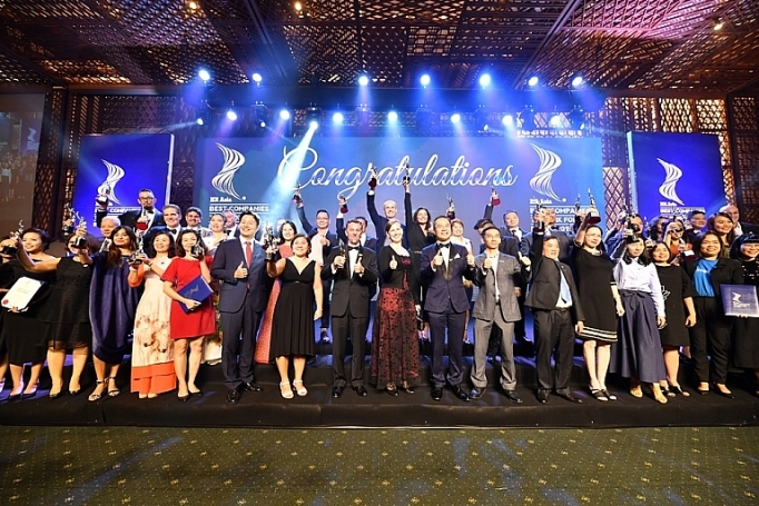 nhieu doanh nghiep viet nam dat giai noi lam viec tot nhat chau a 2019