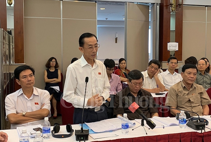 Nhiều vấn đề cần hoàn thiện trong Luật Chứng khoán sửa đổi nhieu van de can hoan thien trong luat chung khoan sua doi