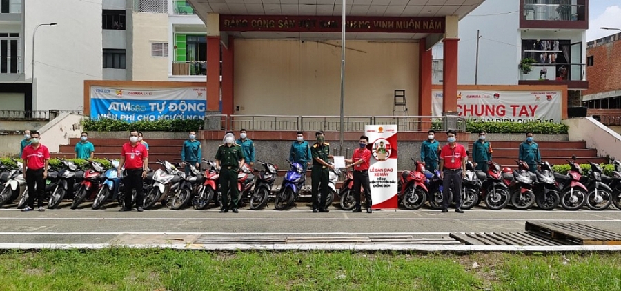 Viettel Post hỗ trợ 1.000 xe máy cho chiến sĩ tuyến đầu chống dịch