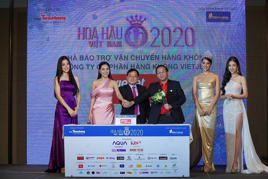 undefined 2823-vietjet-dong-hanh-cung-hoa-hau-viet-nam-2020