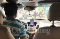 Bỏ hợp đồng điện tử, lái xe và người dùng xe công nghệ về đâu?