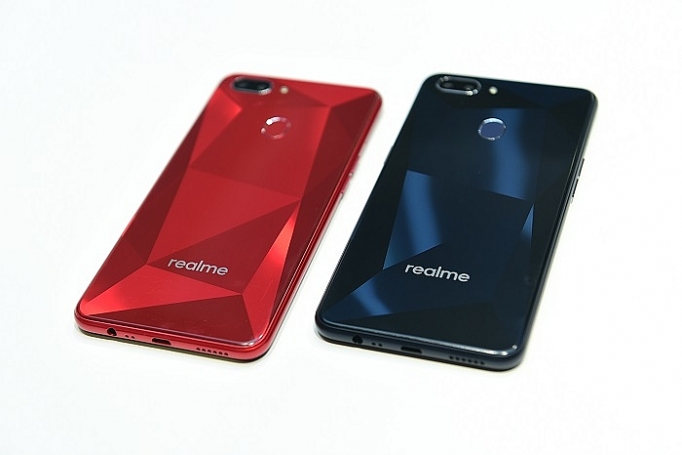 Realme 2 - Smartphone tầm trung có làm thay đổi “cuộc chơi” tại Việt Nam? realme 2 smartphone tam trung co lam thay doi cuoc choi tai viet nam