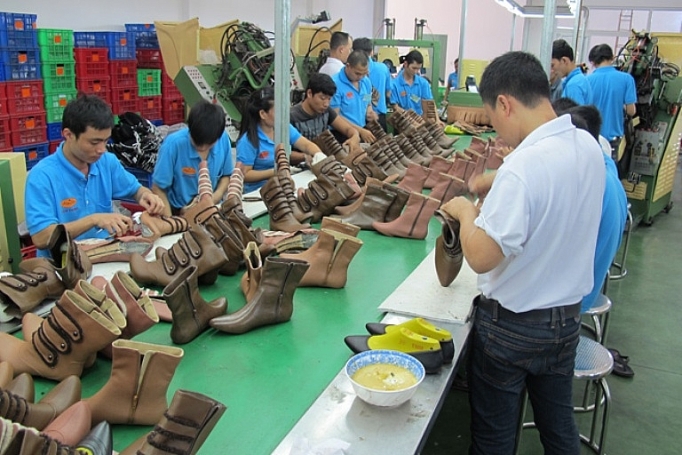 doanh nghiep da giay thay doi tu duy thiet ke de tiep can khach hang