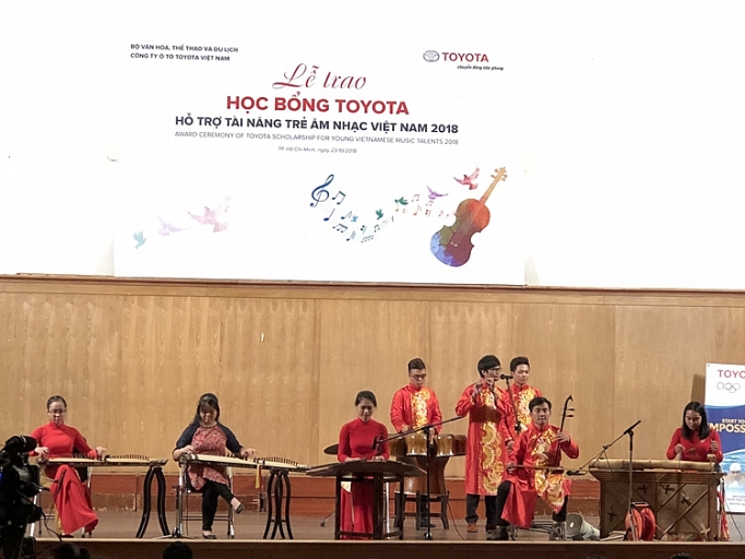 toyota trao 85 suat hoc bong cho tai nang tre am nhac viet nam 2018