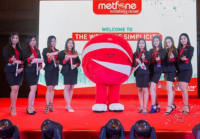 Viettel Campuchia nhận giải “Chiến dịch marketing của năm” của IBA viettel campuchia nhan giai chien dich marketing cua nam cua iba