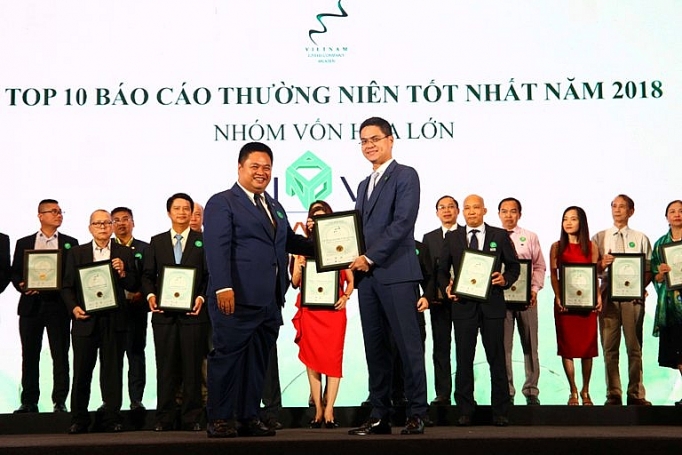 novaland duoc trao giai cuoc binh chon doanh nghiep niem yet 2018