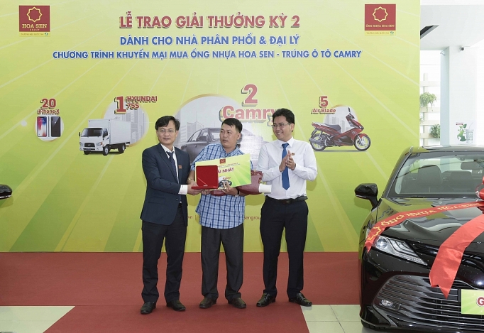 Hoa Sen dành hơn 3,6 tỷ đồng trao thưởng cho nhà phân phối, đại lý mua sản phẩm ống nhựa hoa sen danh hon 36 ty dong trao thuong cho nha phan phoi dai ly mua san pham ong nhua