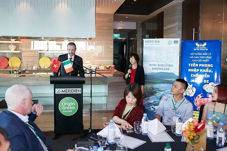 undefined 4109-hinh-1-tren-bai-cong-thuong