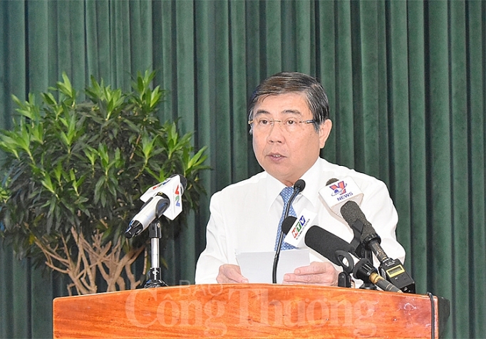 tp ho chi minh nang cao chat luong tang truong gan voi tai cau truc kinh te theo chieu sau