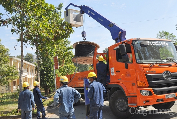 Ngành điện TP. Hồ Chí Minh: Sẵn sàng cấp điện cho bệnh viện dã chiến phòng dịch nCoV nganh dien tp ho chi minh san sang cung u ng die n phuc vu be nh vie n da chien phong dich ncov