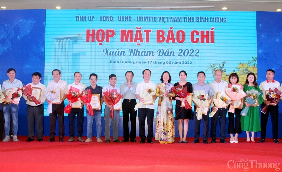 Báo chí đóng góp vào sự phát triển kinh tế-xã hội của Bình Dương