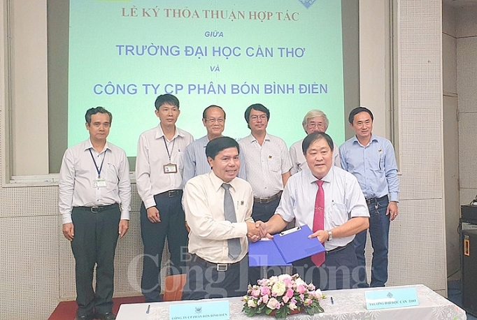 truong hoc va doanh nghiep bat tay nghien cuu khoa hoc phuc vu nong nghiep