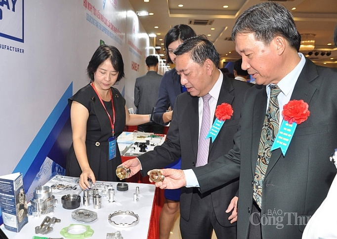 TP. Hồ Chí Minh kiến nghị nhiều chính sách gỡ khó cho doanh nghiệp tp ho chi minh kien nghi nhieu chinh sach go kho cho doanh nghiep