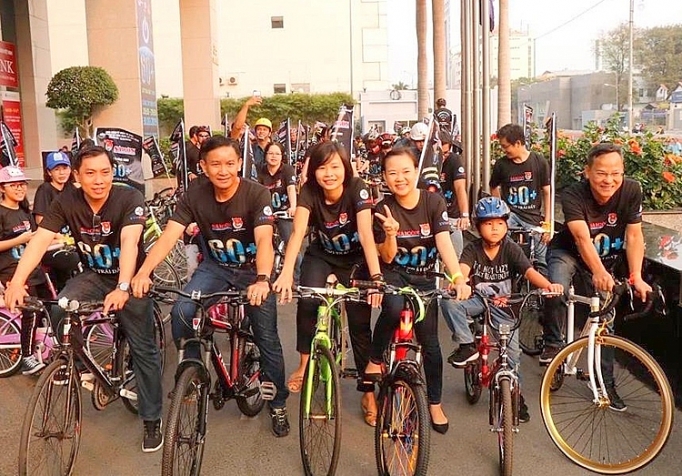 tp ho chi minh nhieu hoat dong huong ung chien dich gio trai dat 2020