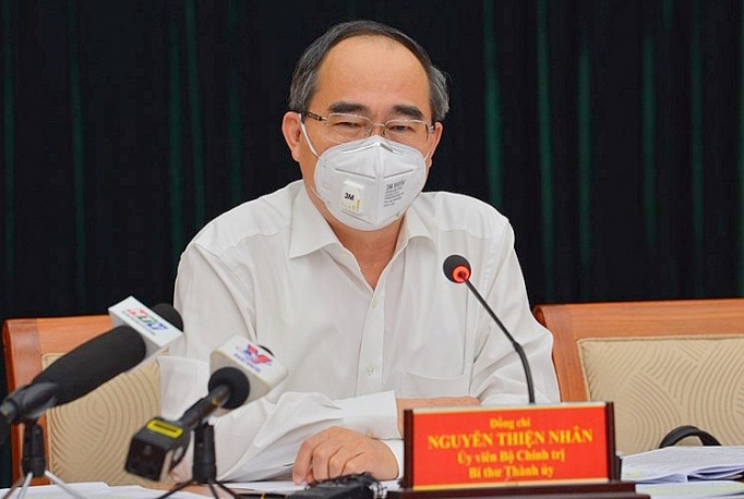 tp ho chi minh bat buoc deo khau trang o noi cong cong va noi lam viec