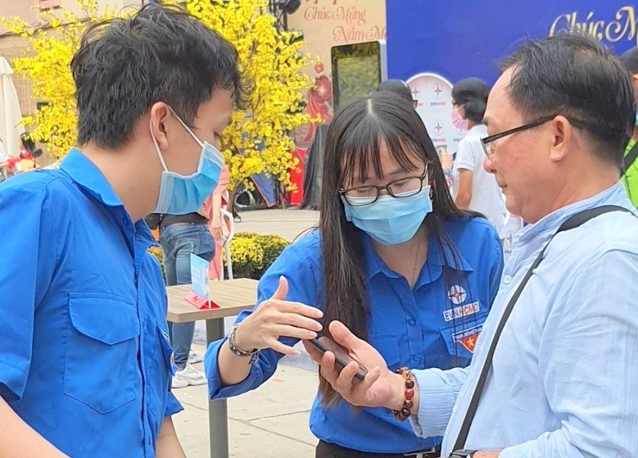 TP. Hồ Chí Minh: Tăng cường thanh toán tiền điện online phòng chống dịch