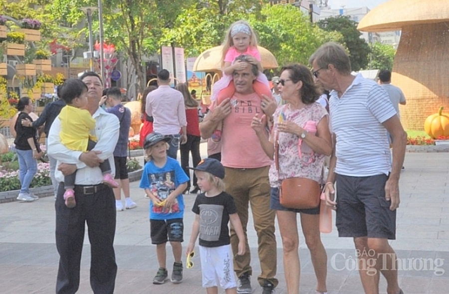 TP. Hồ Chí Minh ký kết hợp tác với EuroCham thúc đẩy sự phát triển ngành du lịch