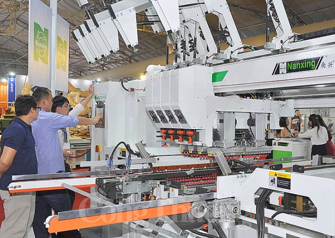 Bình Dương tập trung thực hiện 9 nhiệm vụ trọng tâm phát triển kinh tế - xã hội binh duong tap trung thuc hien 9 nhiem vu trong tam phat trien kinh te xa hoi