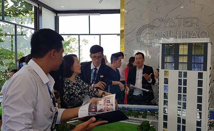 Hơn 1.000 nhà đầu tư dự khai trương nhà mẫu dự án Oyster Gành Hào hon 1000 nha dau tu du khai truong nha mau du an oyster ganh hao