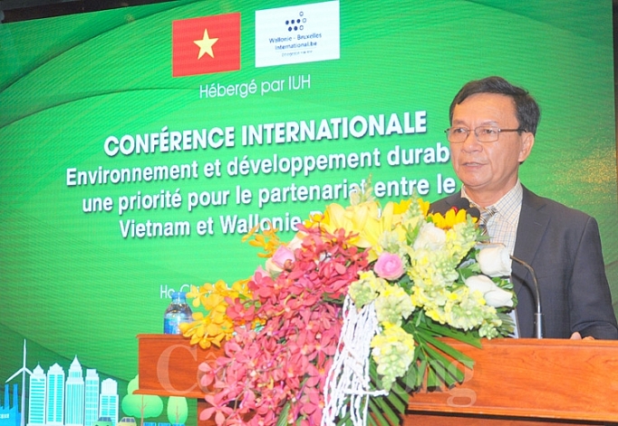 vung wallonie bruxelles tang cuong hop tac linh vuc moi truong voi viet nam