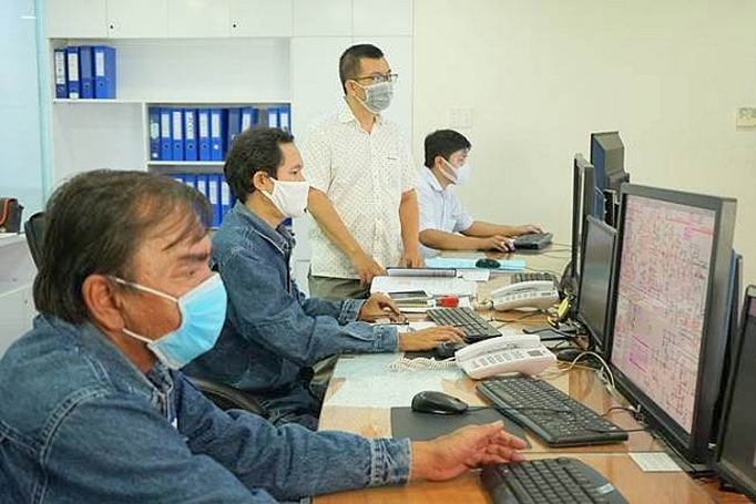 EVNHCM: Huy động mọi nguồn lực đảm bảo cung cấp điện phòng chống dịch Covid-19 huy dong moi nguon luc dam bao cung cap dien phong chong dich covid 19